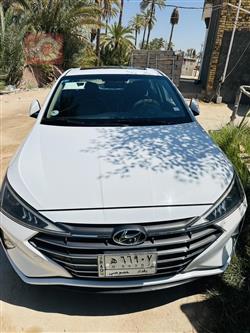 هیوندای ئەلەنترا